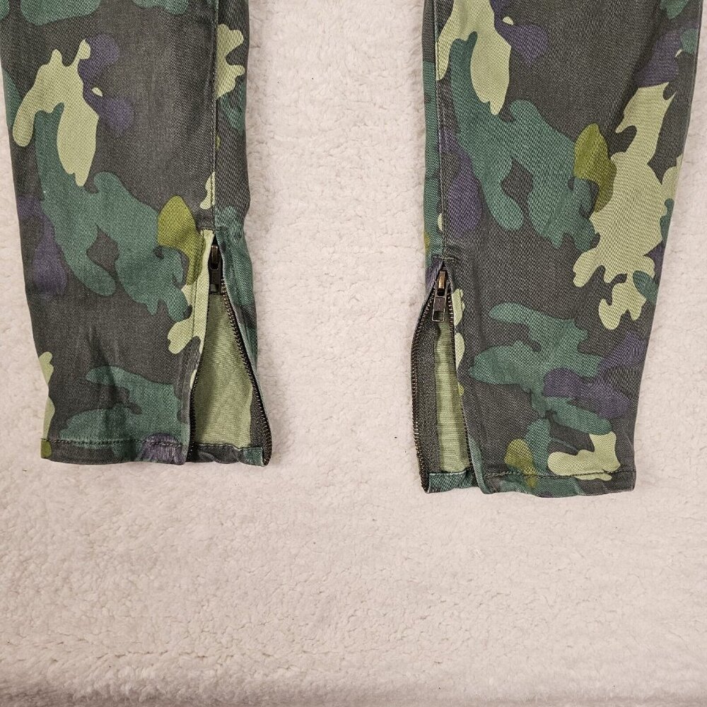 CAbi Jeans Women's Size 2 Camo Green Skinny Ankle Zippers Military Outdoors - Picture 14 of 15
